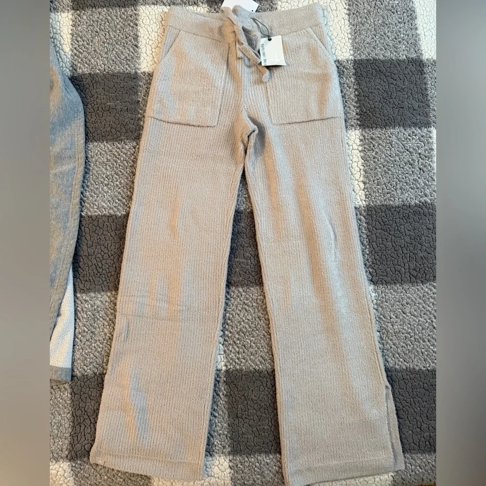 NWT Barefoot Dreams Cozy Chic Lite knit sweatpants - Picture 2 of 5